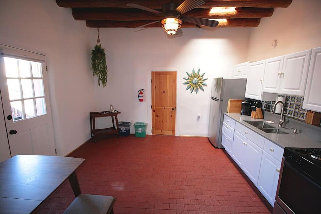 Comfort On Closson - Near Plaza - Fire Pit - Patio Санта Фе Екстериор снимка